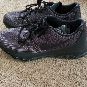 Boys Nike KD "Blackout" size 7